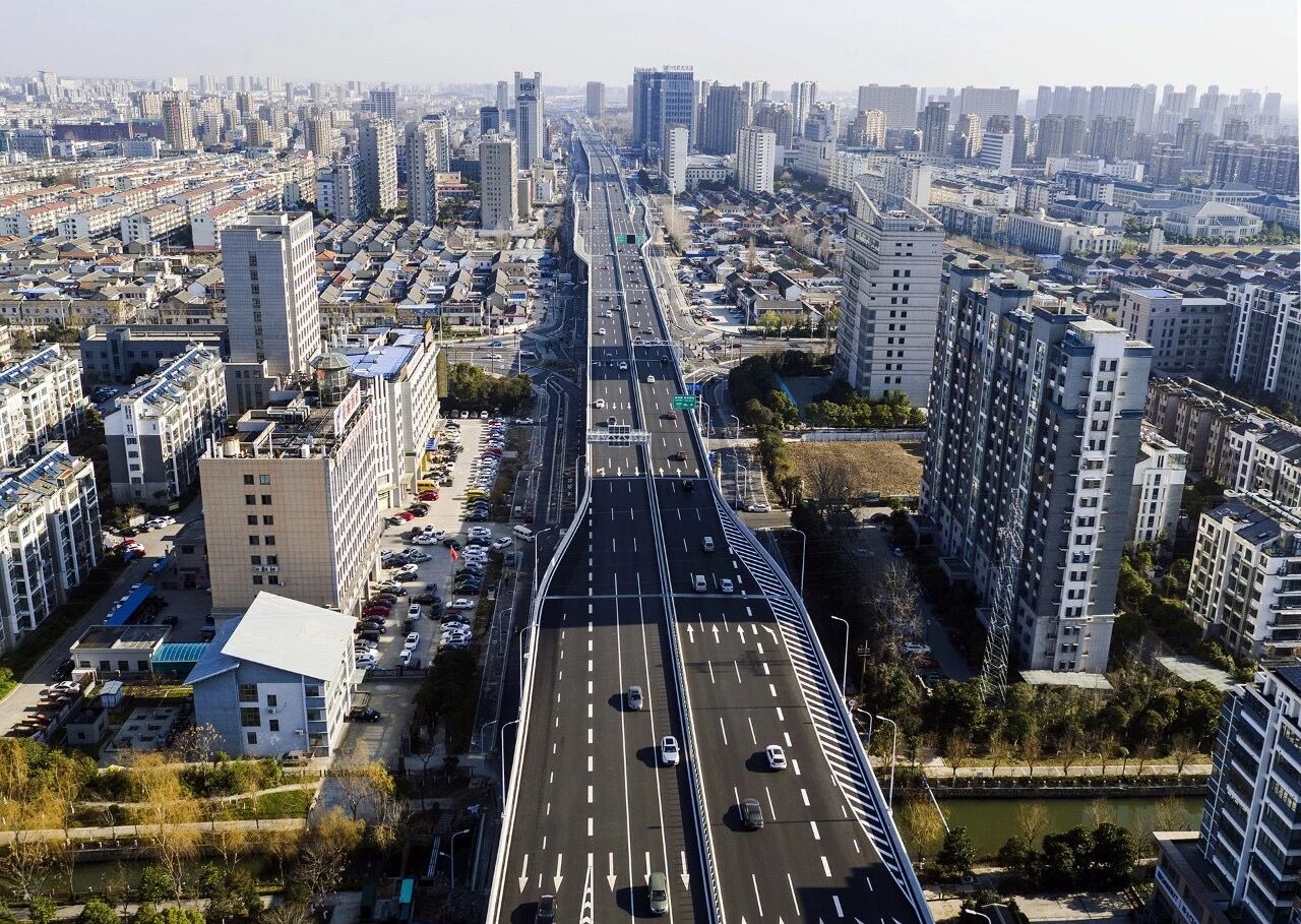 市區內環高架快速路網三期項目青年路主線.jpg
